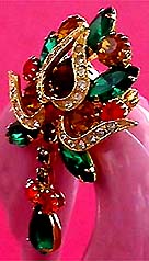 a beautiful vintage costume jewelry brooch unsigned
