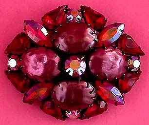 a beautiful vintage costume jewelry brooch unsigned