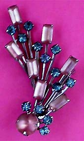 a beautiful vintage costume jewelry brooch unsigned