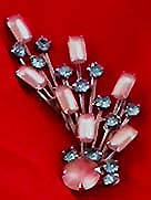 a beautiful vintage costume jewelry brooch unsigned