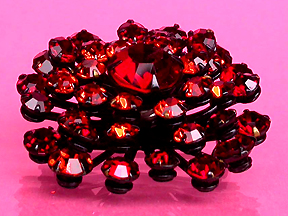 a beautiful vintage costume jewelry brooch unsigned