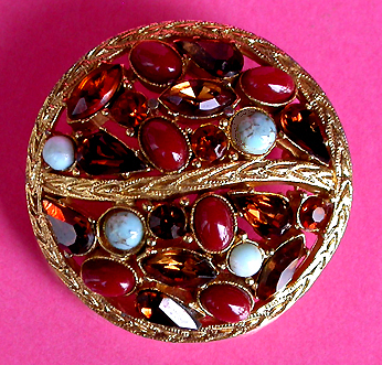 a beautiful vintage costume jewelry brooch unsigned