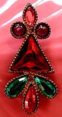 a beautiful vintage costume jewelry brooch unsigned