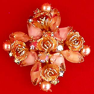 a beautiful vintage costume jewelry brooch unsigned