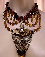 a beautiful vintage costume jewelry necklace