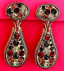 a beautiful vintage costume jewelry Juliana earrings unsigned