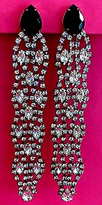 a beautiful VINTAGE COSTUME ESTATE ANTIQUE JEWELRY EARRINGS unsigned