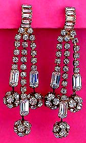 a beautiful vintage costume jewelry Juliana earrings unsigned