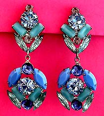 a beautiful VINTAGE COSTUME ESTATE ANTIQUE JEWELRY EARRINGS unsigned