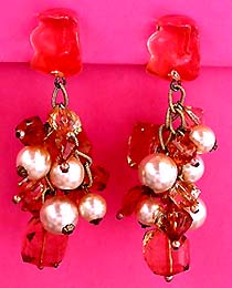 a beautiful VINTAGE COSTUME ESTATE ANTIQUE JEWELRY EARRINGS unsigned