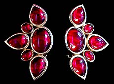 a beautiful vintage costume jewelry Juliana earrings unsigned