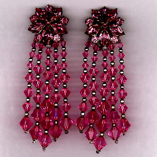 a beautiful VINTAGE COSTUME ESTATE ANTIQUE JEWELRY EARRINGS unsigned