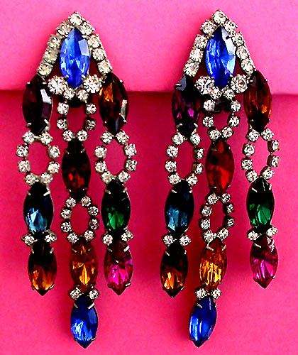 a beautiful VINTAGE COSTUME ESTATE ANTIQUE JEWELRY EARRINGS unsigned