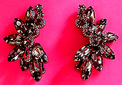 a beautiful vintage costume jewelry Juliana earrings unsigned