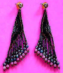 a beautiful VINTAGE COSTUME ESTATE ANTIQUE JEWELRY EARRINGS unsigned
