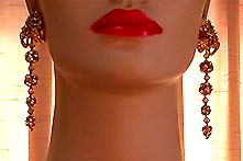 a beautiful vintage costume jewelry Juliana earrings unsigned
