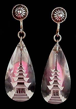 a beautiful VINTAGE COSTUME ESTATE ANTIQUE JEWELRY EARRINGS unsigned