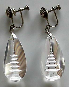 a beautiful VINTAGE COSTUME ESTATE ANTIQUE JEWELRY EARRINGS unsigned