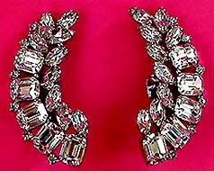 a beautiful vintage costume jewelry Juliana earrings unsigned