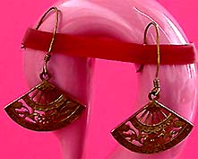 a beautiful vintage costume jewelry Juliana earrings unsigned