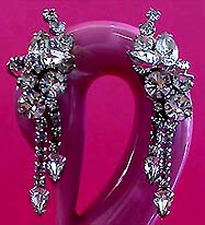 a beautiful vintage costume jewelry Juliana earrings unsigned