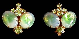 a beautiful VINTAGE COSTUME ESTATE ANTIQUE JEWELRY EARRINGS unsigned