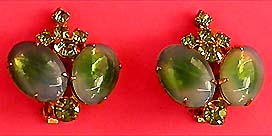 a beautiful VINTAGE COSTUME ESTATE ANTIQUE JEWELRY EARRINGS unsigned