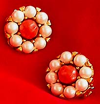 a beautiful VINTAGE COSTUME ESTATE ANTIQUE JEWELRY EARRINGS unsigned