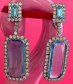 a beautiful vintage costume jewelry Juliana earrings unsigned
