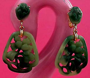 a beautiful VINTAGE COSTUME ESTATE ANTIQUE JEWELRY EARRINGS unsigned