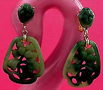 a beautiful vintage costume jewelry Juliana earrings unsigned