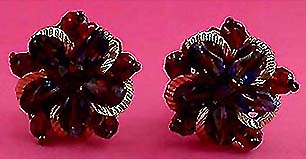 a beautiful VINTAGE COSTUME ESTATE ANTIQUE JEWELRY EARRINGS unsigned