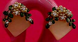a beautiful vintage costume jewelry Juliana earrings unsigned
