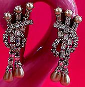 a beautiful vintage costume jewelry Juliana earrings unsigned