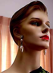 a beautiful vintage costume jewelry Juliana earrings unsigned