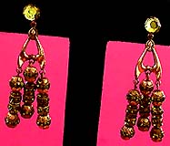 a beautiful vintage costume jewelry Juliana earrings unsigned