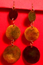 a beautiful VINTAGE COSTUME ESTATE ANTIQUE JEWELRY EARRINGS unsigned