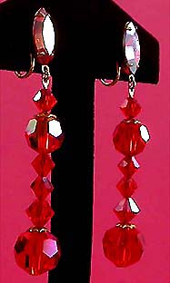 a beautiful VINTAGE COSTUME ESTATE ANTIQUE JEWELRY EARRINGS unsigned