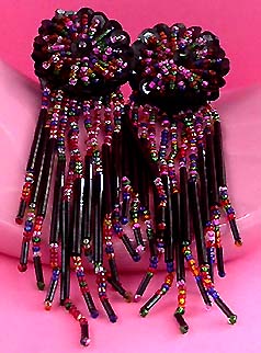 a beautiful VINTAGE COSTUME ESTATE ANTIQUE JEWELRY EARRINGS unsigned