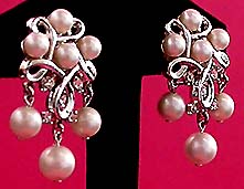 a beautiful VINTAGE COSTUME ESTATE ANTIQUE JEWELRY EARRINGS unsigned