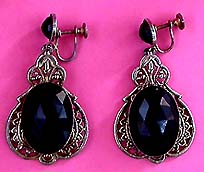 a beautiful vintage costume jewelry Juliana earrings unsigned