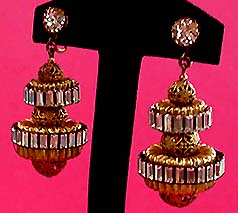 a beautiful VINTAGE COSTUME ESTATE ANTIQUE JEWELRY EARRINGS unsigned