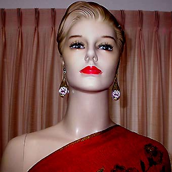 a beautiful VINTAGE COSTUME ESTATE ANTIQUE JEWELRY EARRINGS unsigned
