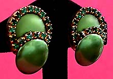 a beautiful vintage costume jewelry Juliana earrings unsigned
