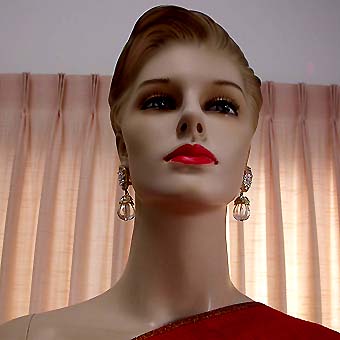 a beautiful VINTAGE COSTUME ESTATE ANTIQUE JEWELRY EARRINGS unsigned