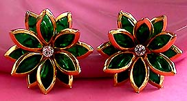 a beautiful VINTAGE COSTUME ESTATE ANTIQUE JEWELRY EARRINGS unsigned