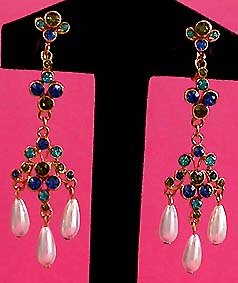 a beautiful VINTAGE COSTUME ESTATE ANTIQUE JEWELRY EARRINGS unsigned