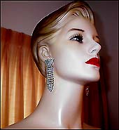 a beautiful vintage costume jewelry Juliana earrings unsigned