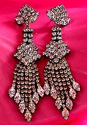 a beautiful vintage costume jewelry Juliana earrings unsigned