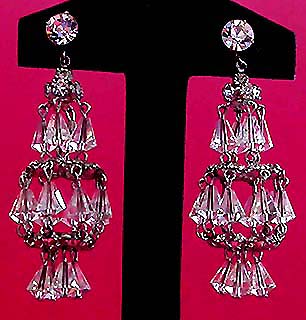 a beautiful VINTAGE COSTUME ESTATE ANTIQUE JEWELRY EARRINGS unsigned